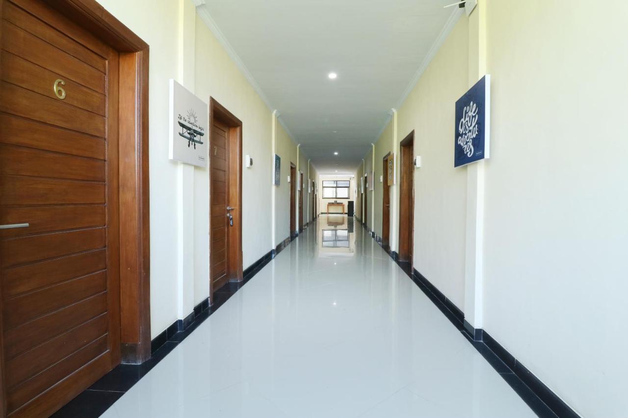 Oyo 2204 Griya Hita Hotel Ketewel Exterior photo