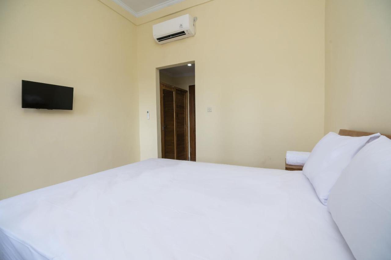 Oyo 2204 Griya Hita Hotel Ketewel Exterior photo