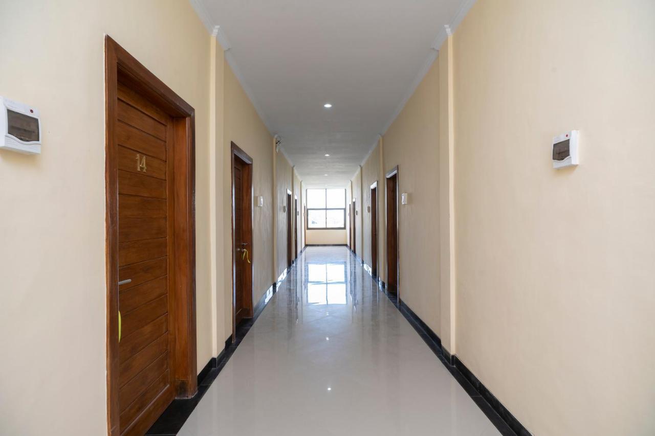 Oyo 2204 Griya Hita Hotel Ketewel Exterior photo