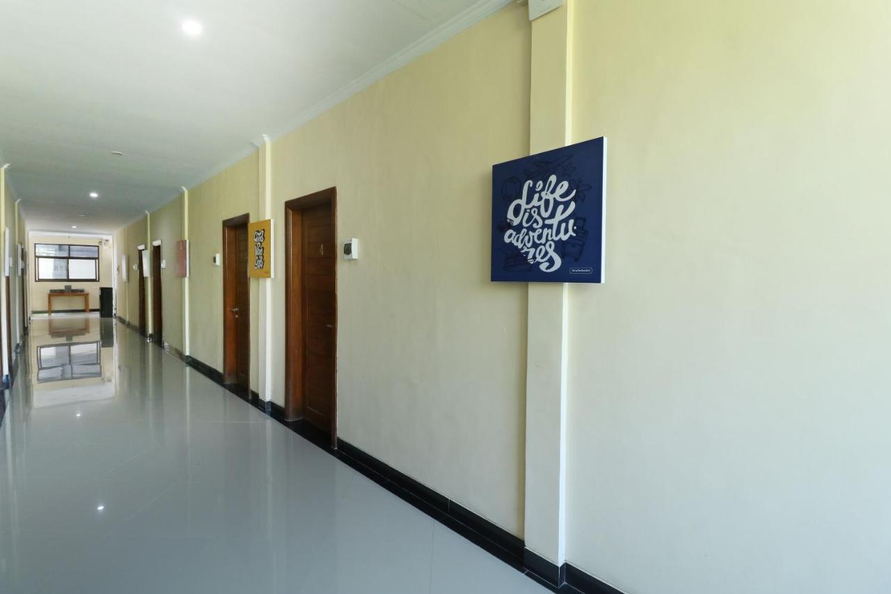 Oyo 2204 Griya Hita Hotel Ketewel Exterior photo