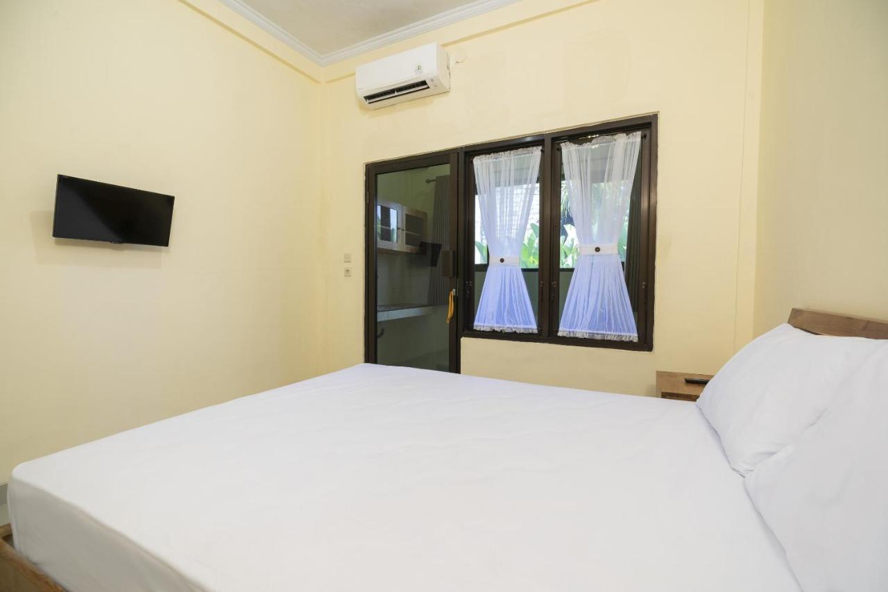 Oyo 2204 Griya Hita Hotel Ketewel Exterior photo